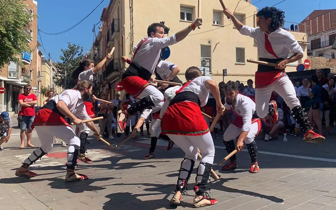 Cercavila i ballada bastonera